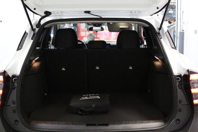 New 2026 Nissan Kicks SV w/ SV Premium Package AWD/4WD image 22