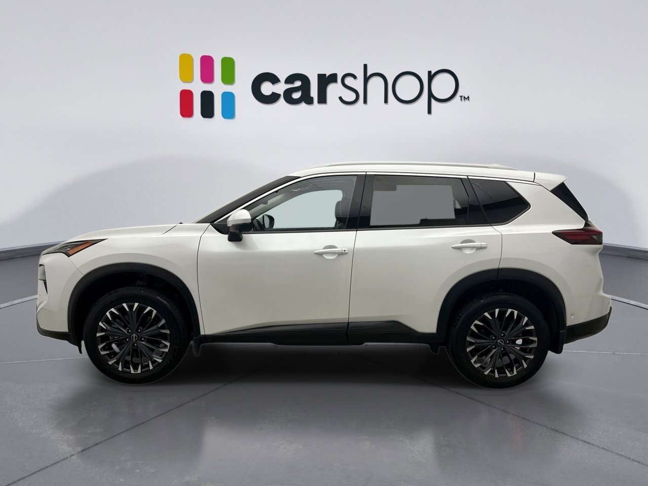 Used 2025 Nissan Rogue SL w/ Tech Package AWD/4WD image 2
