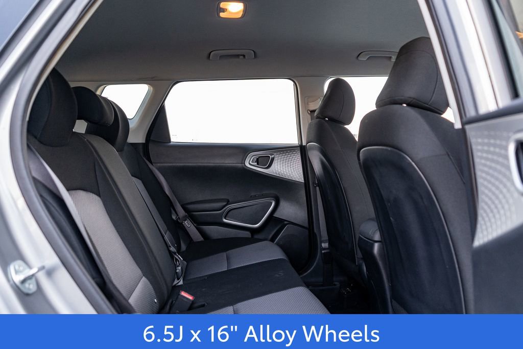 Used 2024 Kia Soul LX w/ Option Group 015 image 13