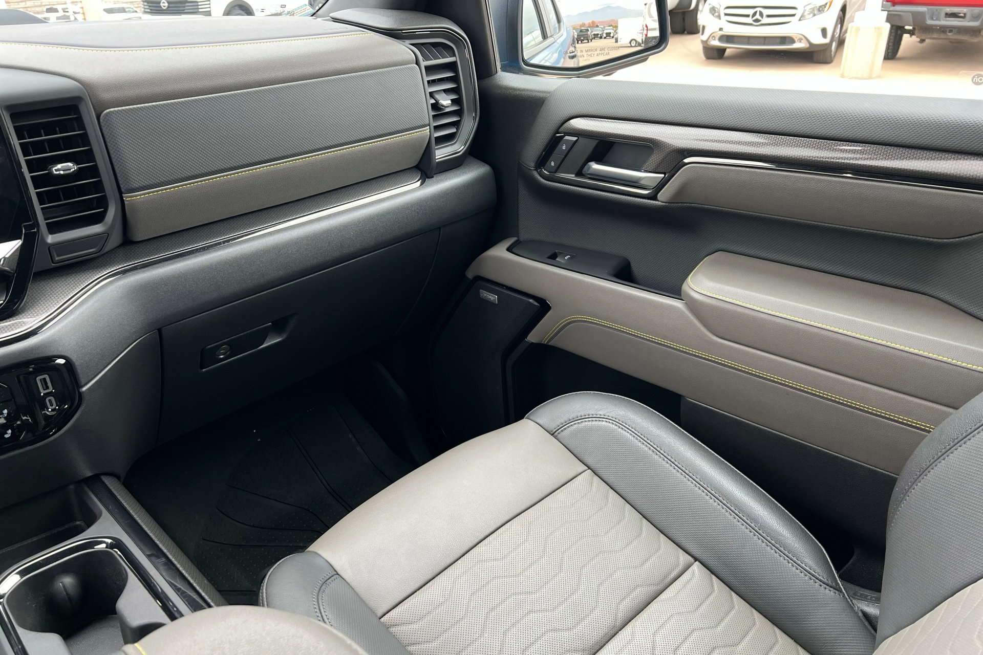 Certified 2023 Chevrolet Silverado 1500 ZR2 w/ Technology Package image 11