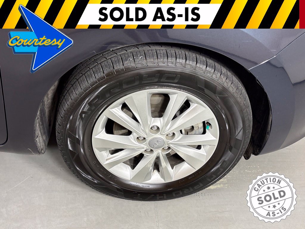 Used 2017 Kia Sedona LX w/ LX Essentials Premium Package FWD image 10