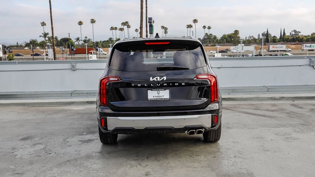Used 2025 Kia Telluride S AWD/4WD image 8