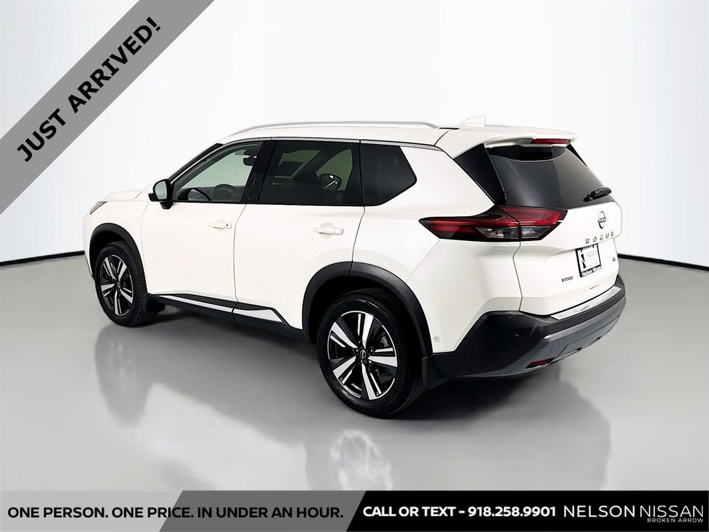 Certified 2023 Nissan Rogue SL w/ SL Premium Package image 7