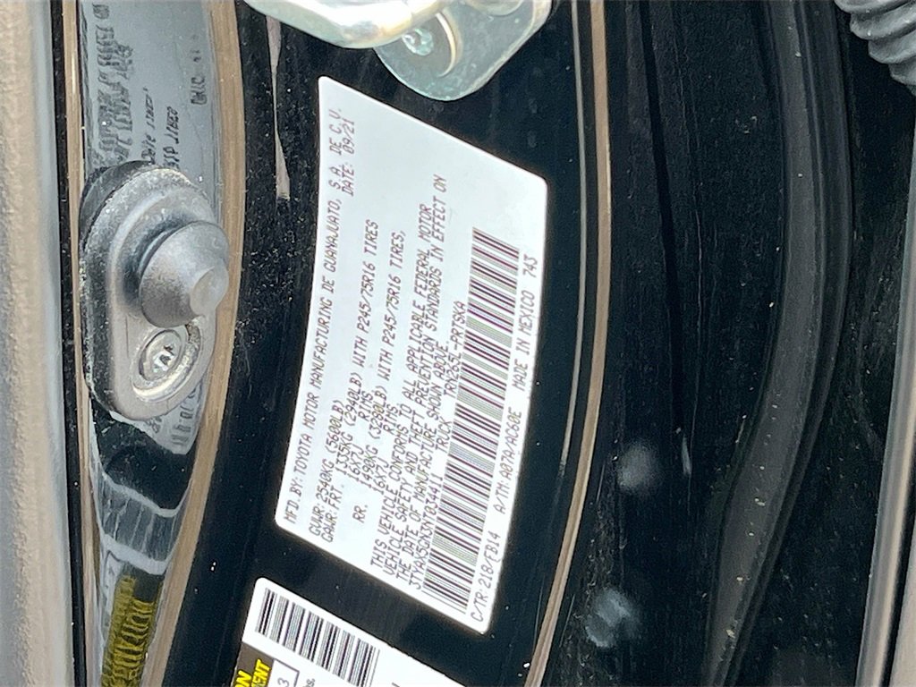 Used 2022 Toyota Tacoma SR w/ SR Convenience Package image 29