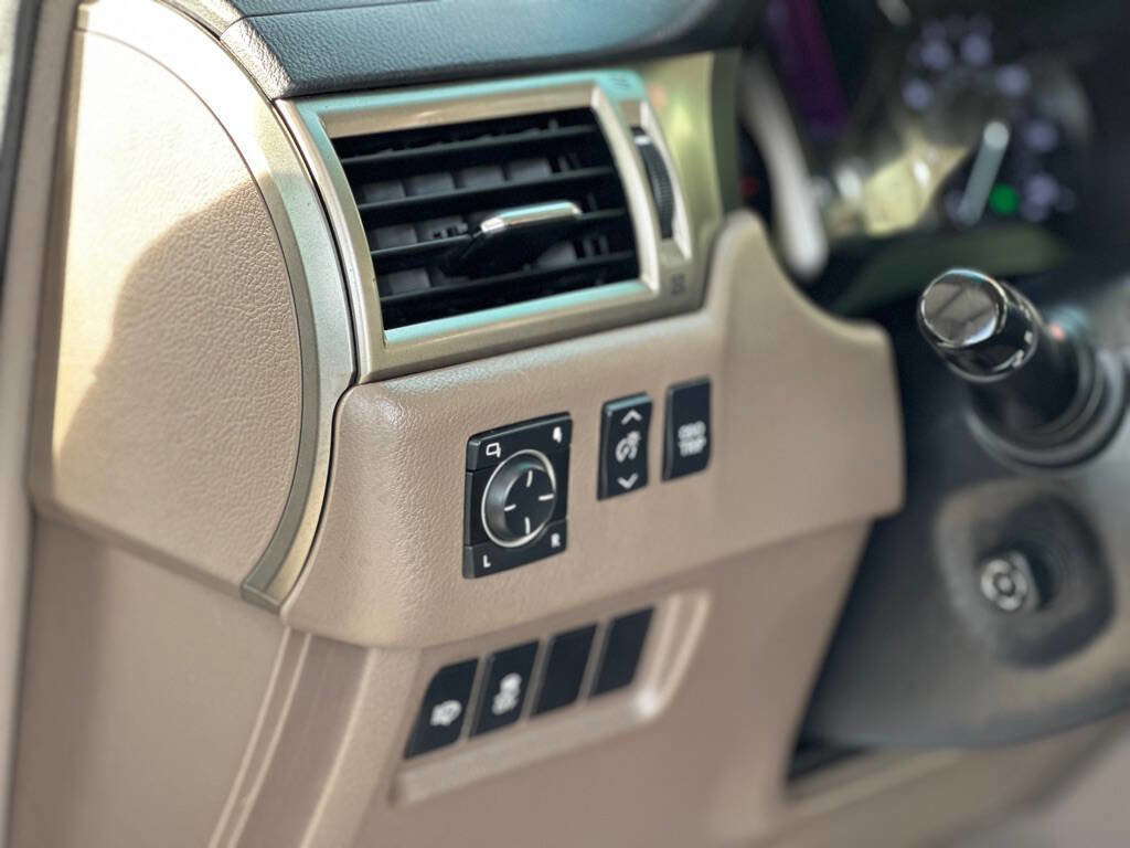 Used 2015 Lexus GX 460 w/ Premium Package image 16