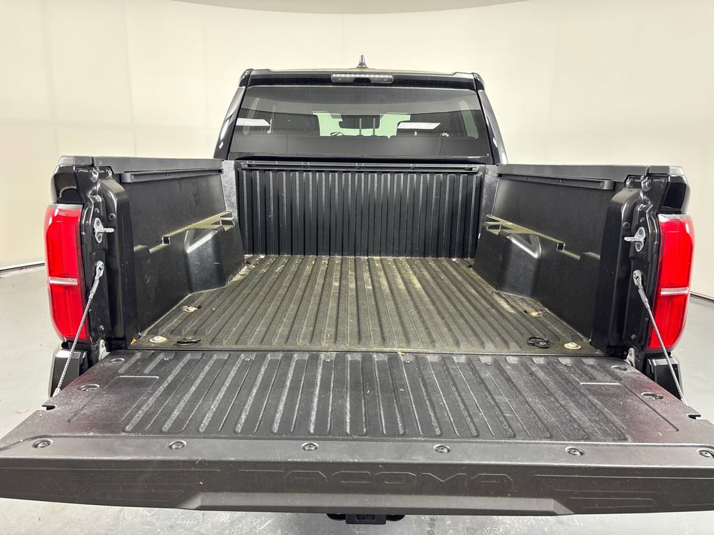 Certified 2024 Toyota Tacoma SR5 image 31