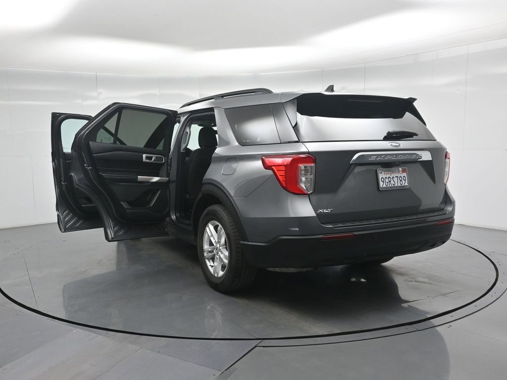 Certified 2023 Ford Explorer XLT RWD image 36