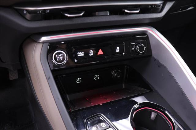 Certified 2025 Audi Q5 Premium Plus w/ Premium Plus image 21