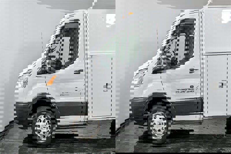 Used 2019 Ford Transit 350 138 DRW w/ Interior Upgrade Package image 6