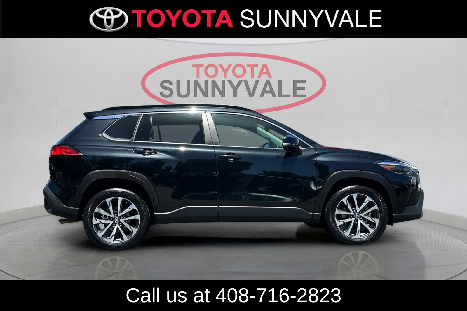 Certified 2025 Toyota Corolla Cross XLE AWD/4WD image 10