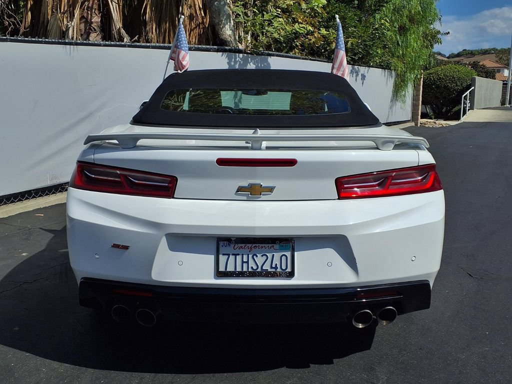 Used 2016 Chevrolet Camaro SS RWD image 7