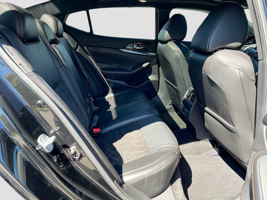 Used 2022 Nissan Maxima SR w/ Sport Mat Group FWD image 26