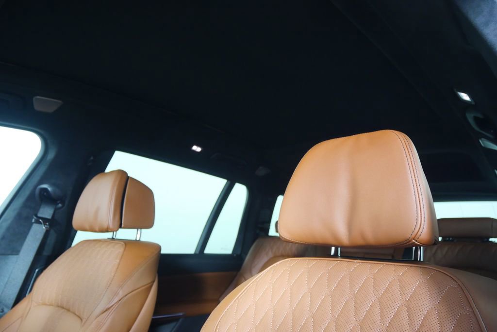 New 2026 BMW ALPINA XB7 image 13