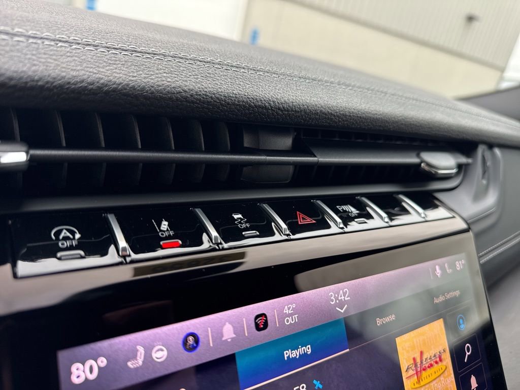 New 2025 Jeep Grand Cherokee Limited image 14