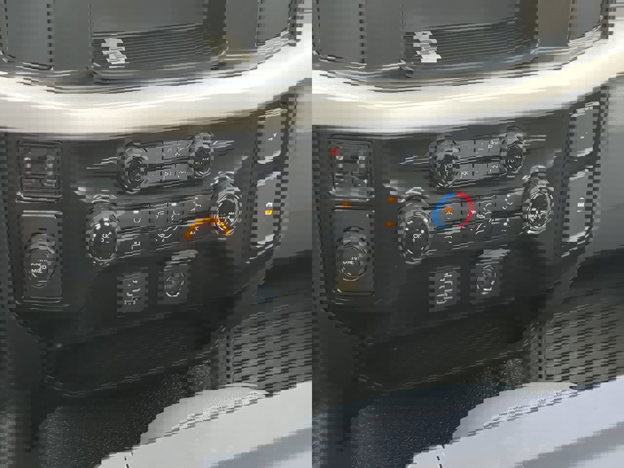 New 2025 Ford F550 2WD Regular Cab Super Duty w/ XL Chrome Package image 17