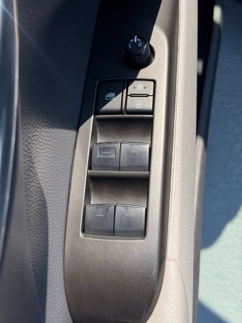 Certified 2023 Toyota Camry SE w/ Cold Weather Package AWD/4WD image 22