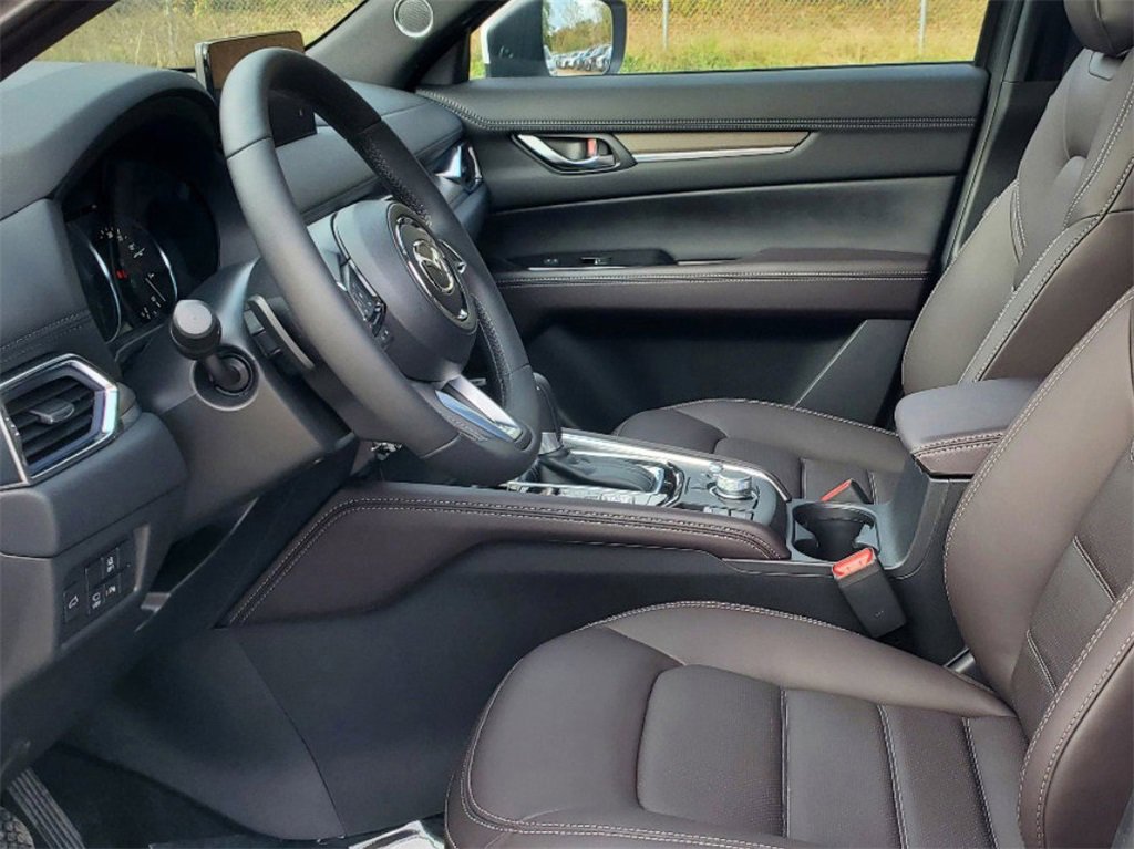 New 2025 MAZDA CX-5 Signature image 12