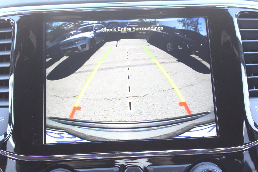 Used 2020 Jeep Grand Cherokee Altitude RWD image 20