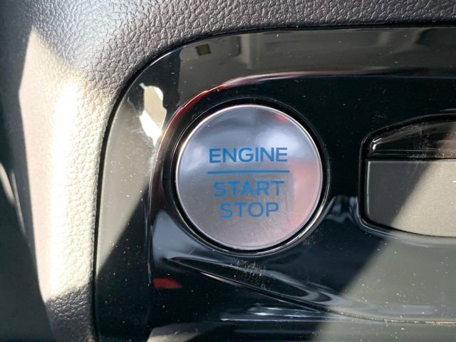 New 2025 Ford Escape SE image 21