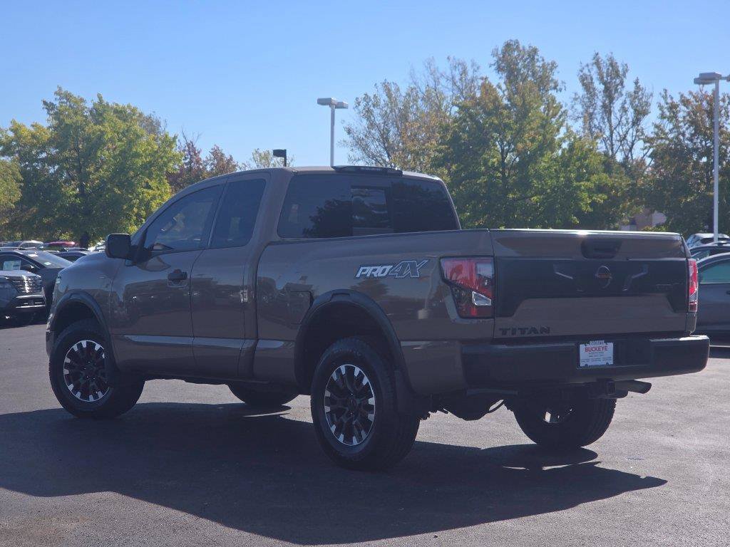 Used 2020 Nissan Titan PRO-4X w/ Pro-4x Convenience Package AWD/4WD image 24
