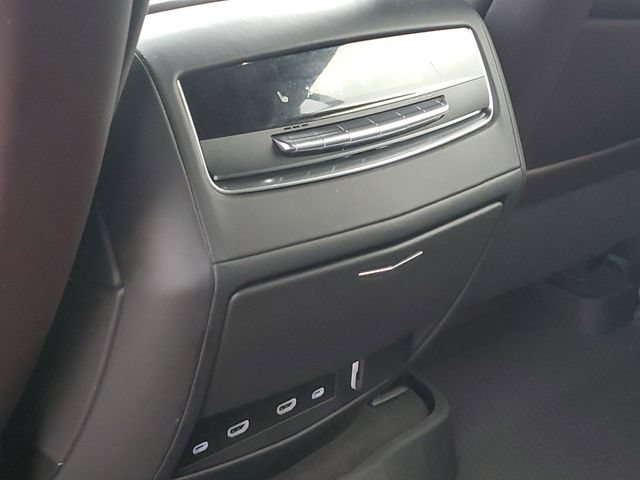 Used 2021 Cadillac Escalade Premium Luxury Platinum w/ Heavy-Duty Trailer Package AWD/4WD image 30