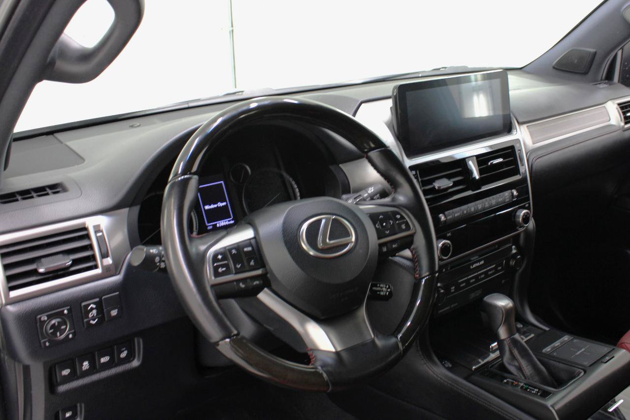 Used 2022 Lexus GX 460 Premium w/ Accessory Package AWD/4WD image 28