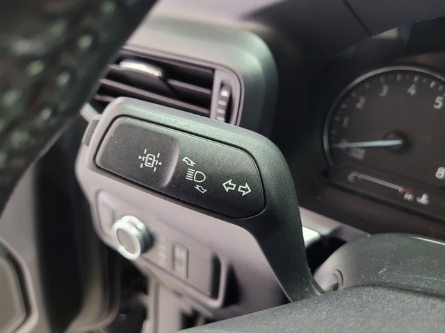 Used 2022 Ford Explorer XLT image 43