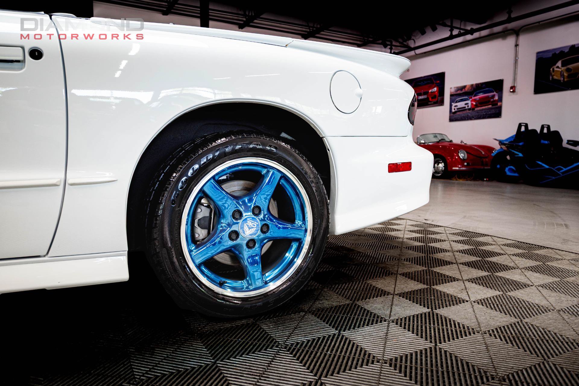 Used 1999 Pontiac Firebird Trans Am RWD image 40