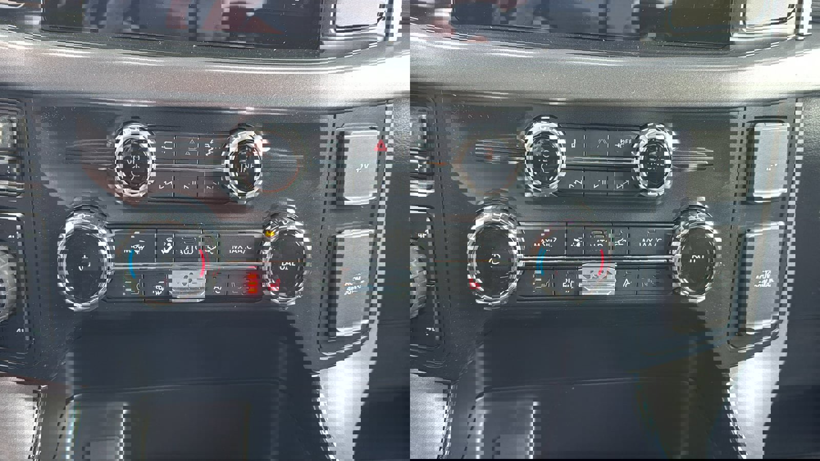 New 2026 Ford F150 XLT w/ Equipment Group 302A MID image 27