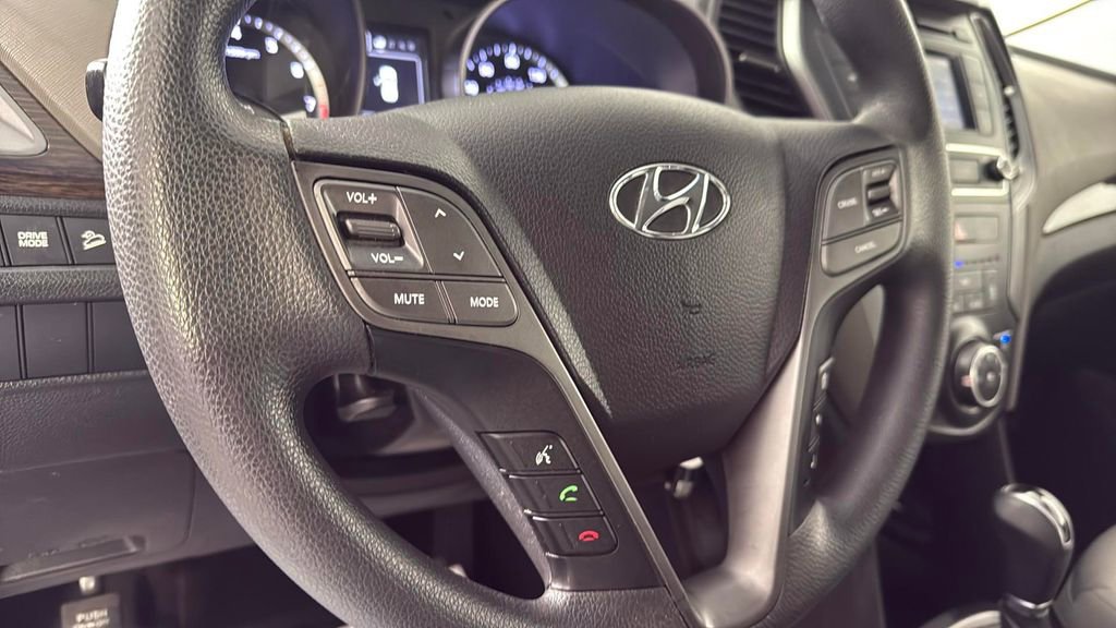 Used 2018 Hyundai Santa Fe Sport image 24