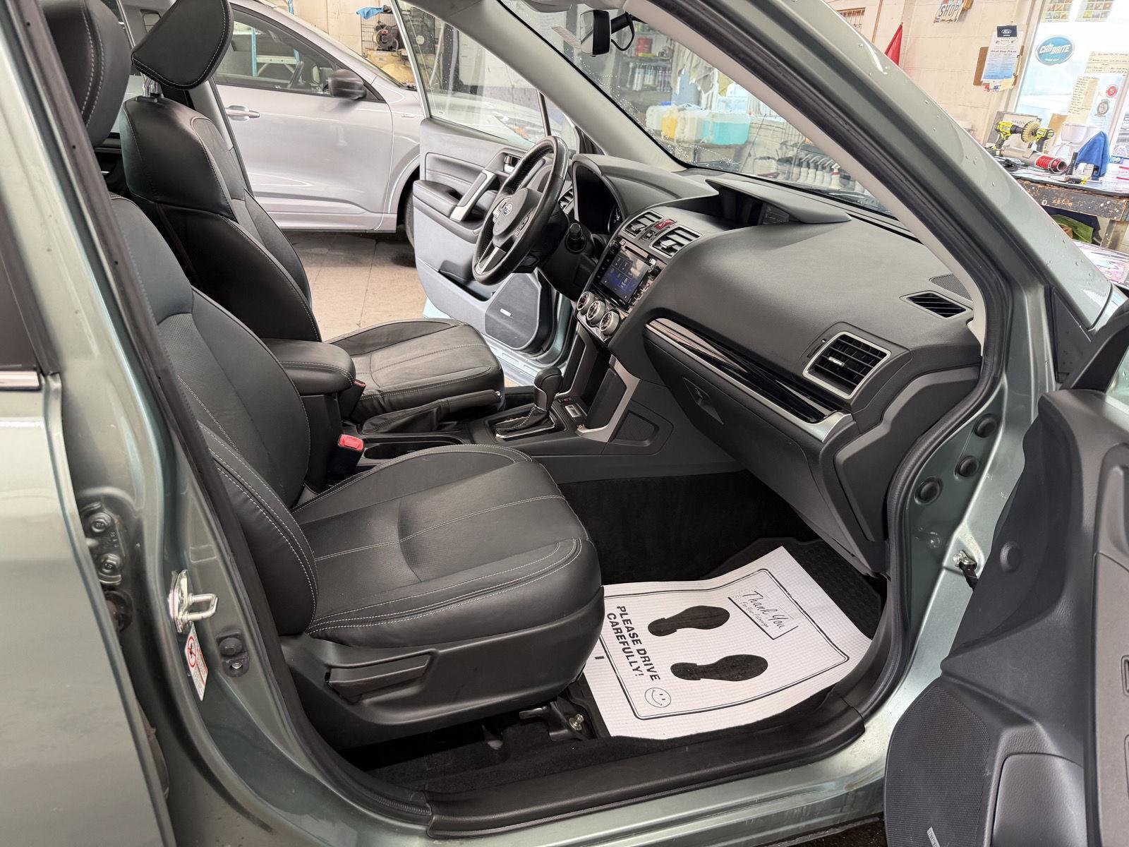 Used 2018 Subaru Forester 2.5i Touring w/ Popular Package #2 AWD/4WD image 28