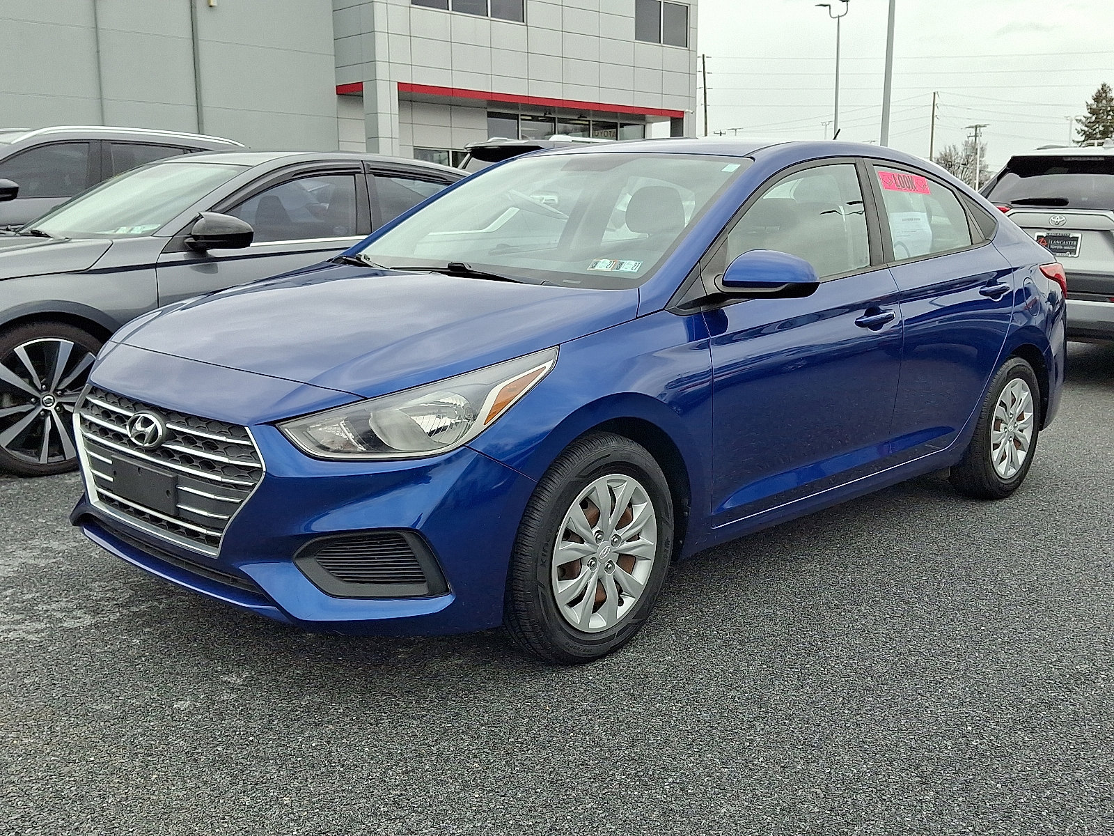 Used 2019 Hyundai Accent SE image 2