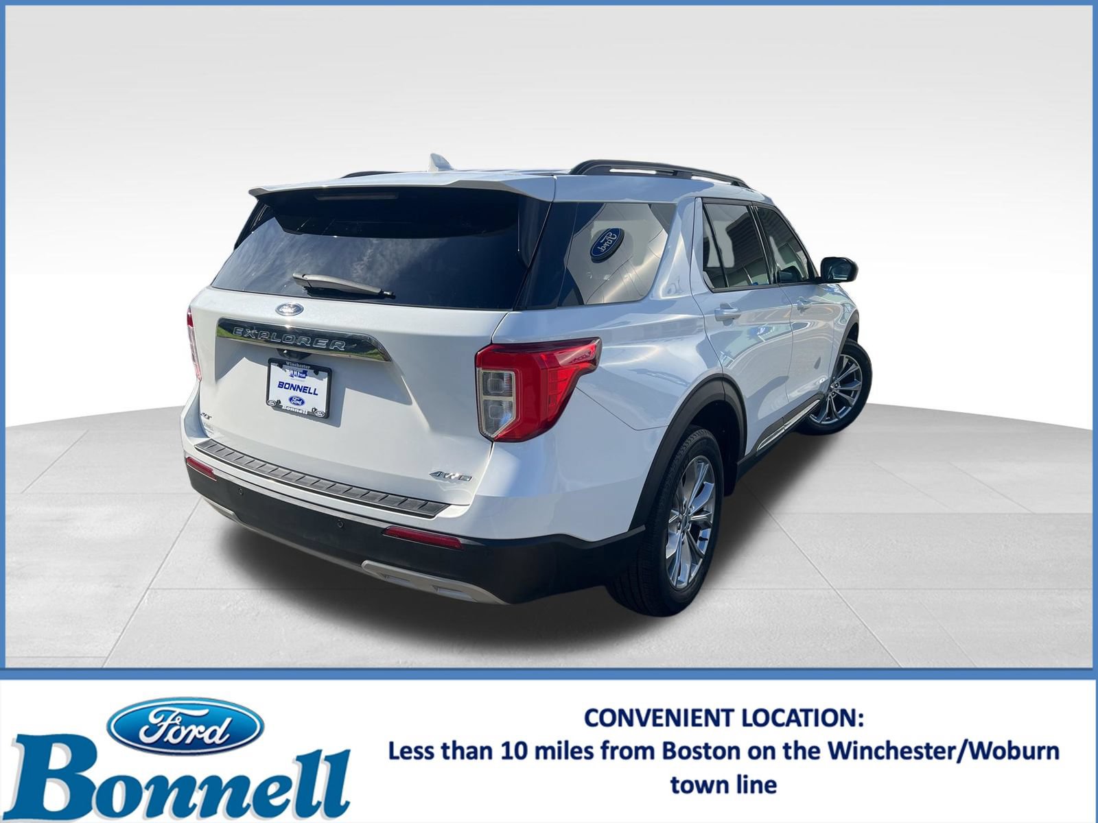 Certified 2023 Ford Explorer XLT w/ Equipment Group 202A AWD/4WD image 4