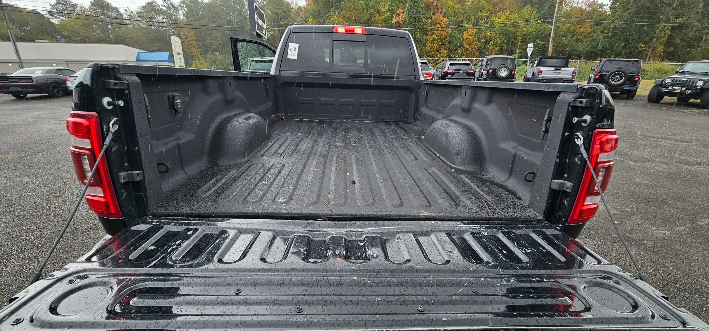 Used 2022 RAM 3500 Limited image 10