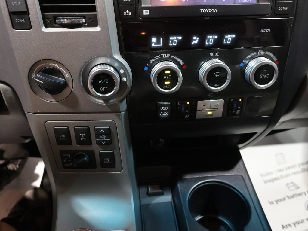 Used 2013 Toyota Sequoia Platinum AWD/4WD image 28