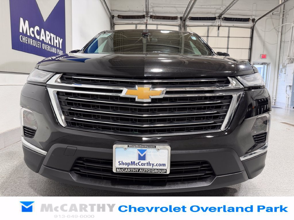 Used 2023 Chevrolet Traverse LT w/ LPO, Cargo Package FWD image 10