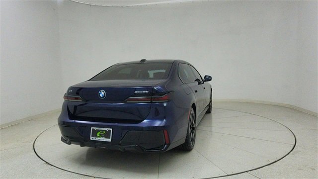 Used 2023 BMW i7 xDrive60 image 70