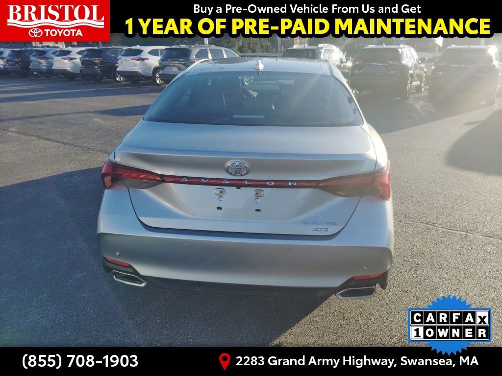 Used 2021 Toyota Avalon Limited image 6