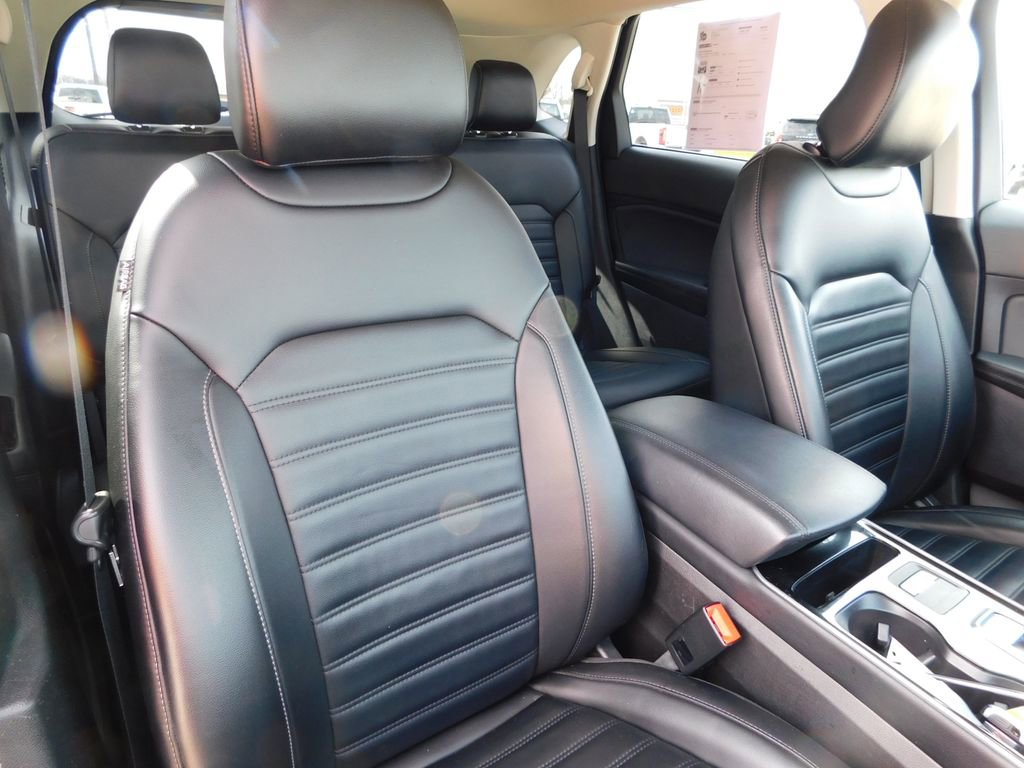Used 2019 Ford Edge SEL w/ Equipment Group 201A image 20