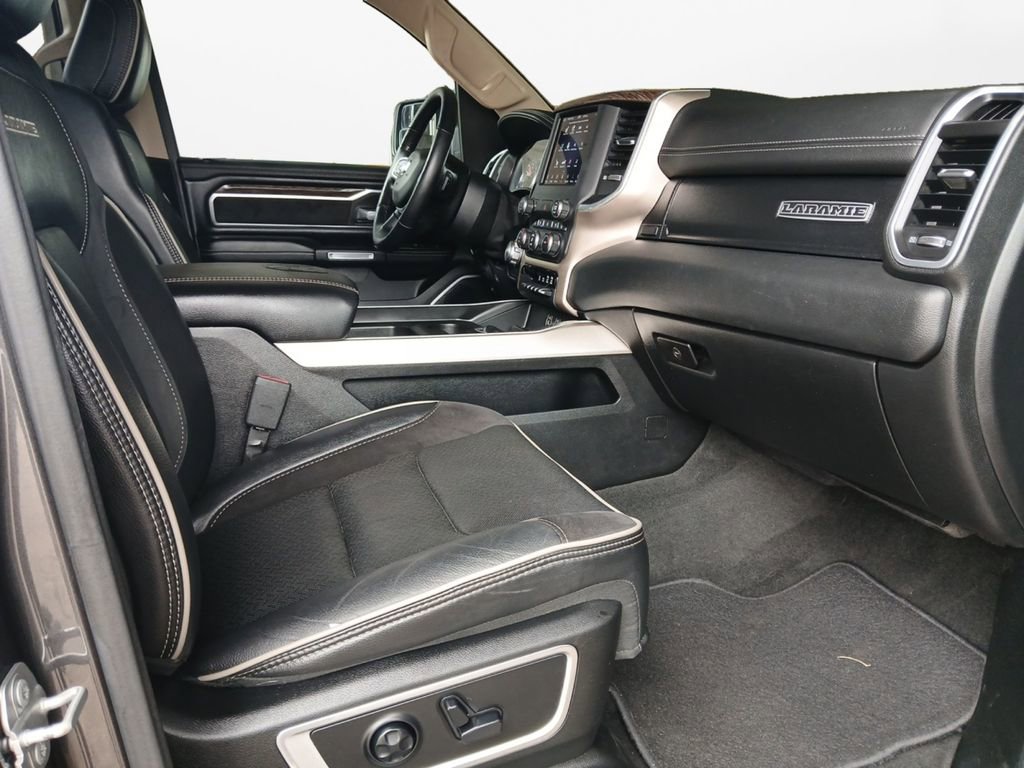 Used 2020 RAM 1500 Laramie RWD image 24