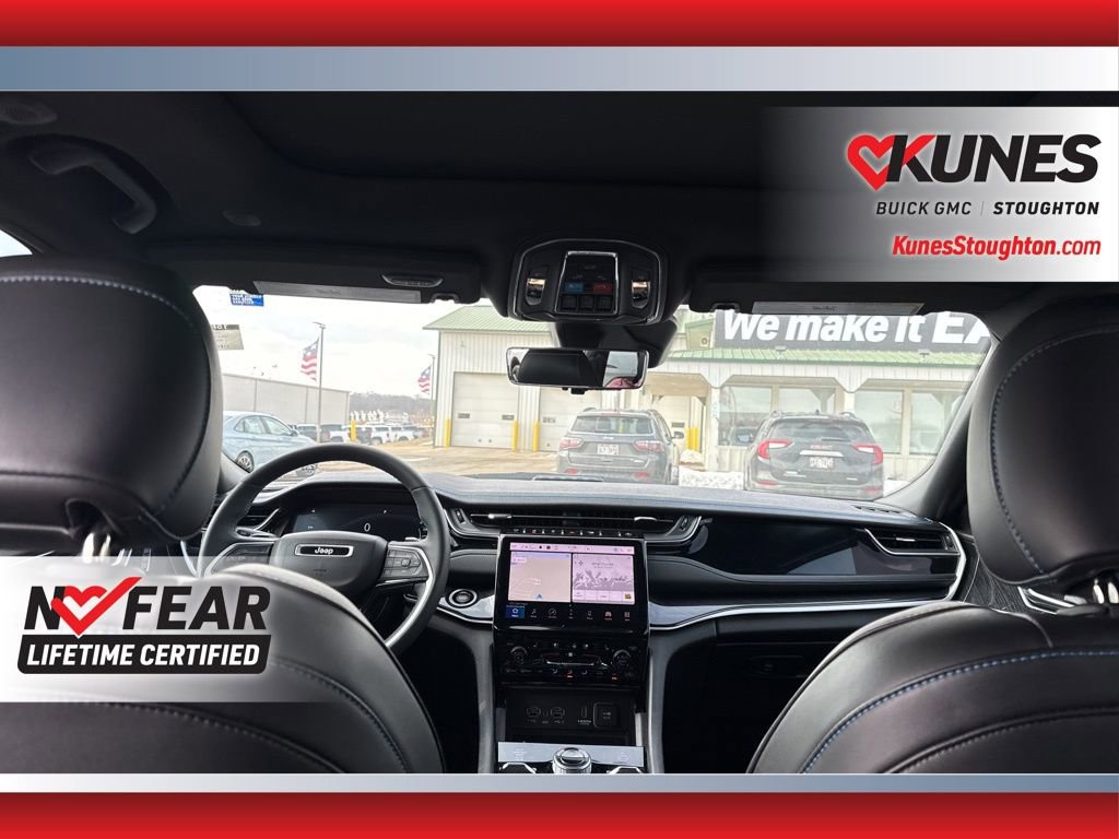 Used 2023 Jeep Grand Cherokee Trailhawk w/ Luxury Tech Group III image 46