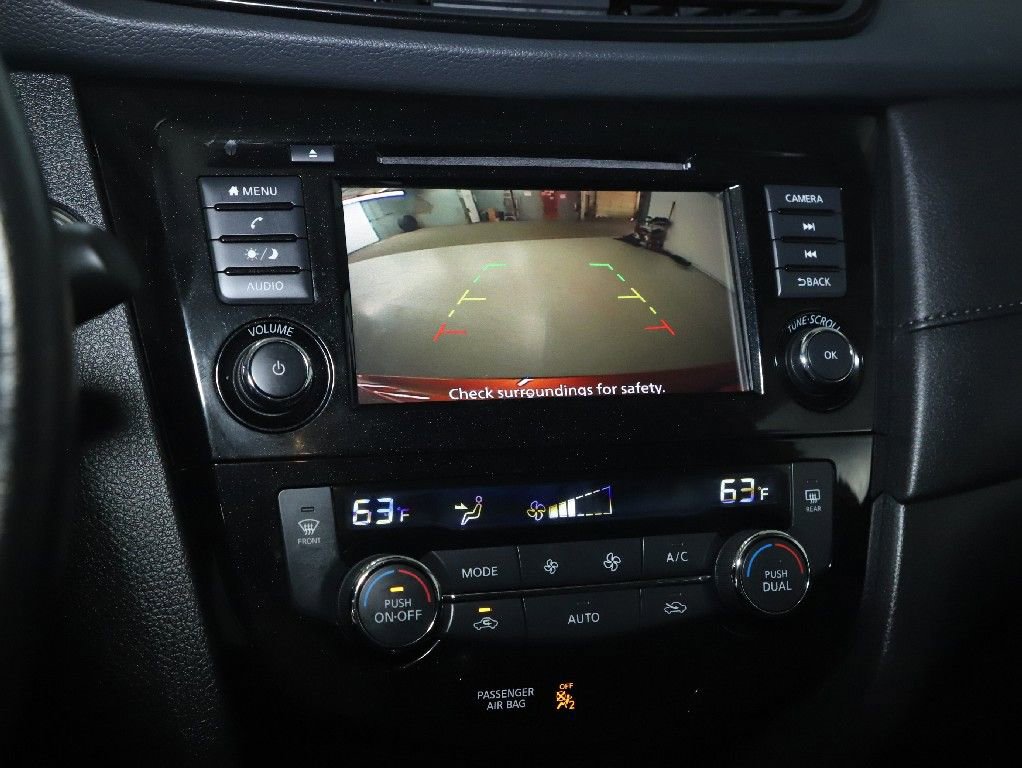 Used 2019 Nissan Rogue SV image 30