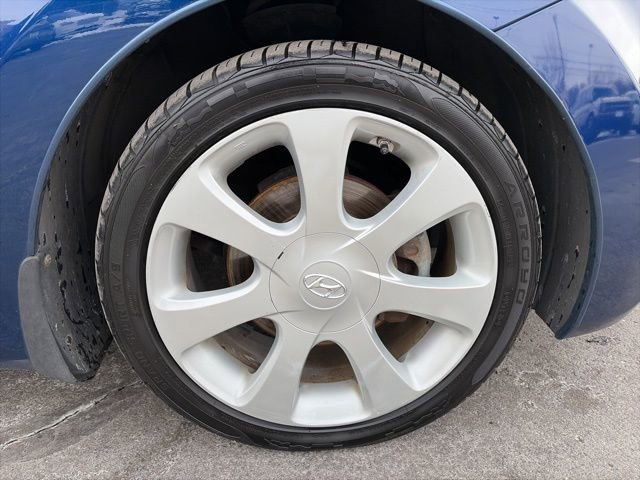Used 2013 Hyundai Elantra Limited image 9