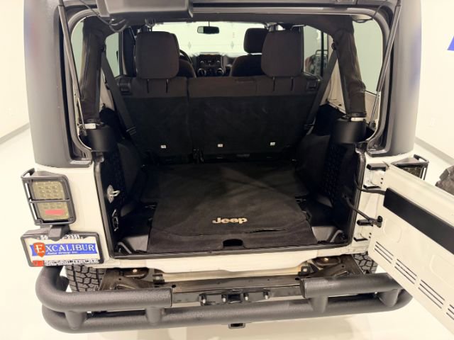 Used 2014 Jeep Wrangler Unlimited Sport w/ Quick Order Package 24S AWD/4WD image 26