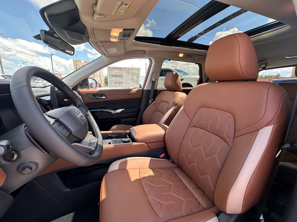 New 2026 Nissan Pathfinder Platinum AWD/4WD image 12