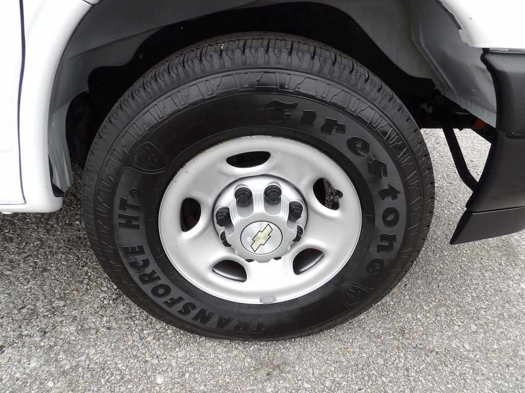 Used 2020 Chevrolet Express 3500 LS image 58