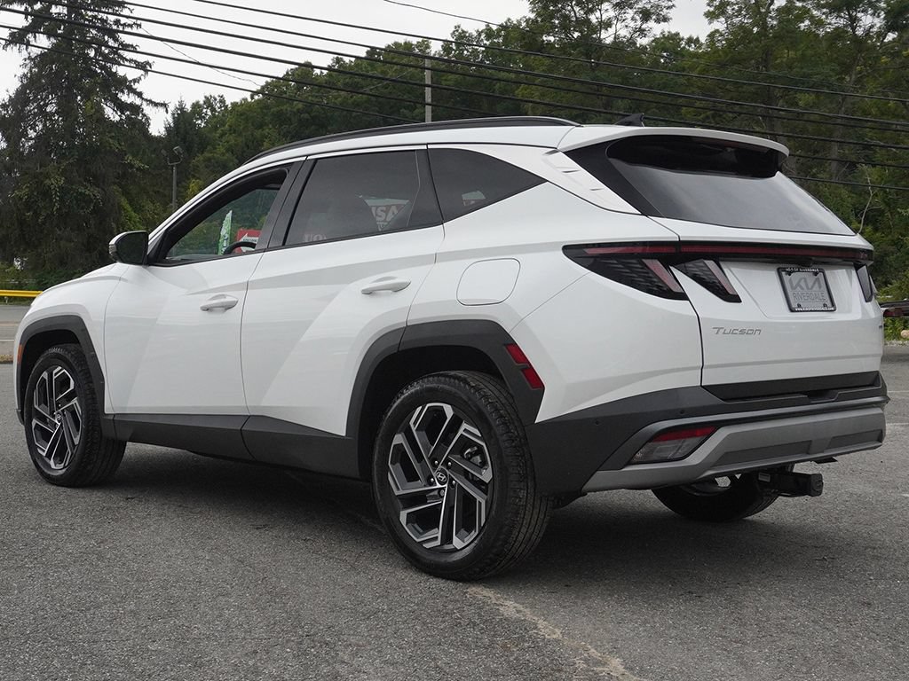 Used 2025 Hyundai Tucson Limited AWD/4WD image 13