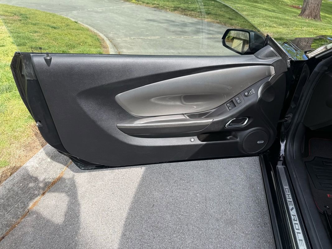 Used 2014 Chevrolet Camaro SS w/ RS Package RWD image 13