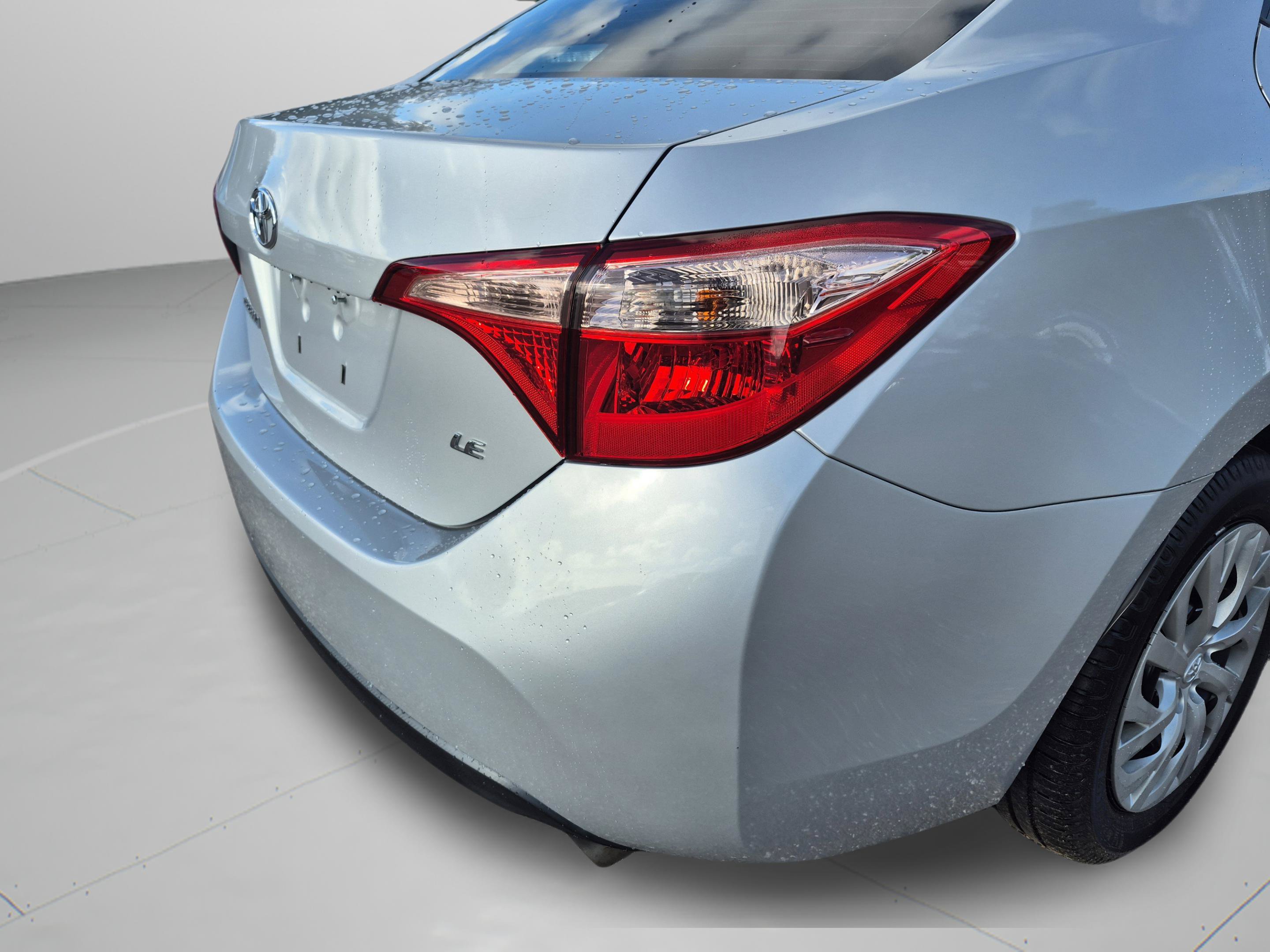 Used 2019 Toyota Corolla LE FWD image 33