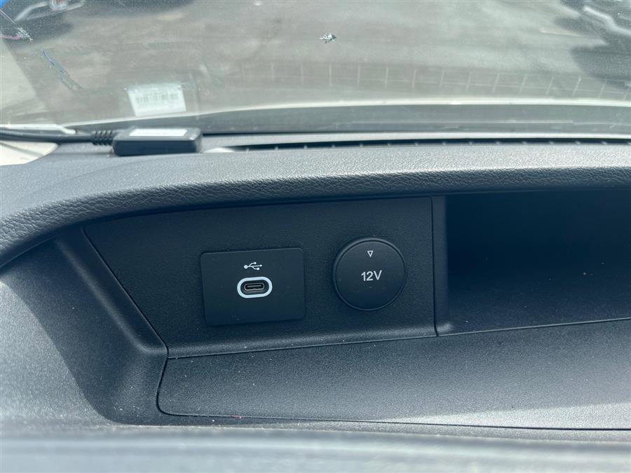 Used 2022 Ford Transit 350 XLT image 13